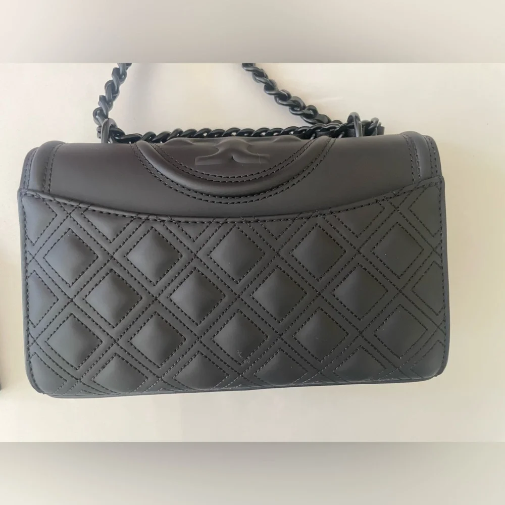 Tory Burch black Matte Fleming crossbody shoulder bag - Picture 4 of 6